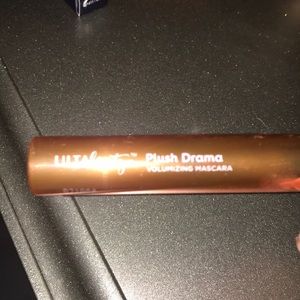 Ulta Beauty Plush Drama Mascara